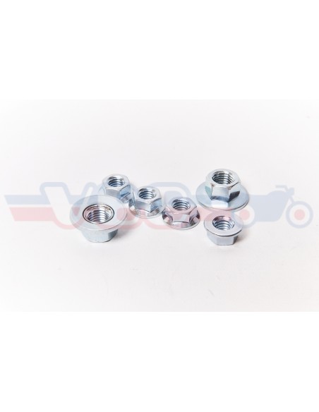 Kit visserie pour pattes de fixations des pots de 550 Four
