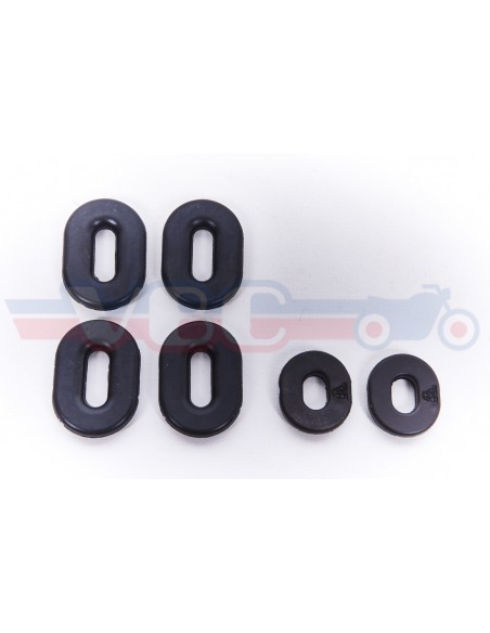 Kit de caoutchoucs de cache lateraux pour CB 500 Four