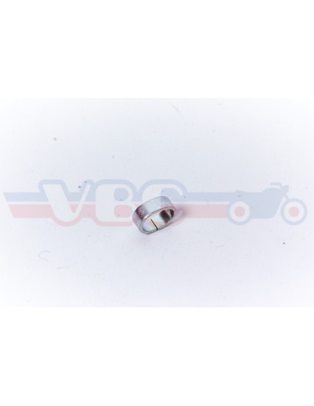 Entretoise ovale de carter de chaine CB 500F et CB750 k0 k1