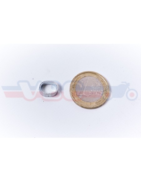 Entretoise ovale de carter de chaine CB 500F et CB750 k0 k1